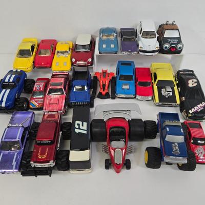 LOT 171: Various Cars and Trucks