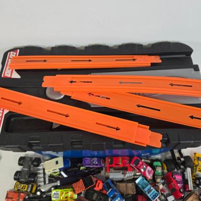 LOT 174: HotWheels Car Launcher and Multiple Cars