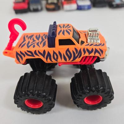 LOT 179: Race Cars, Lightning McQueen, Wrestling Cars, and More