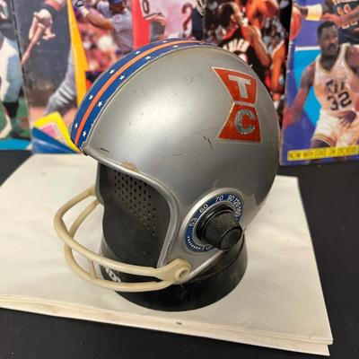 LOT 181: Vintage Sports Collectibles, - Baseball, Football, Basketball