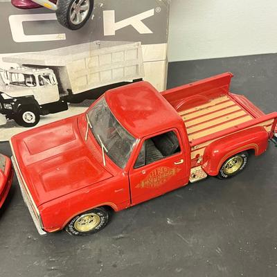 LOT 186: Model Cars and Trucks Collection - Ertl and More