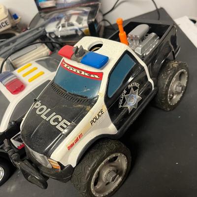 LOT 187: Police Vehicle -Themed Toys