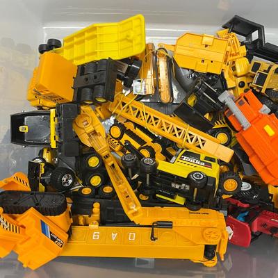 LOT 190:: Big Bin of Construction Vehicle Toys