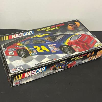 LOT 191: AutomotiveThemed Toys and Collectibles - Classic Cars, Nascar and More