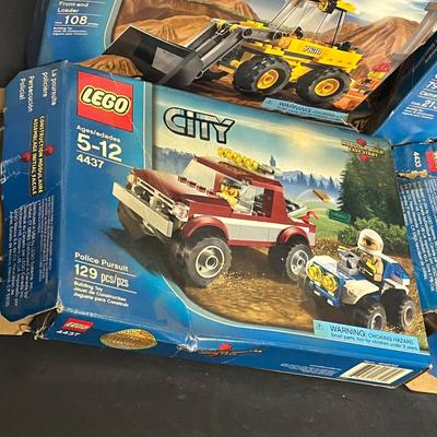 LOT 192: Big Lot of Building Toys and More - Lego, Mega Bloks
