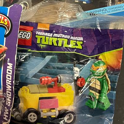 LOT 192: Big Lot of Building Toys and More - Lego, Mega Bloks
