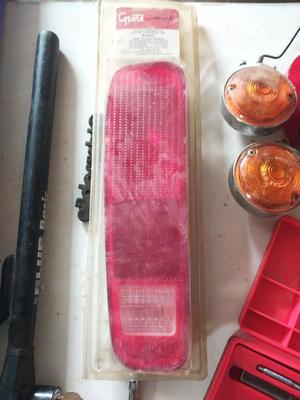 STEERING WHEEL LOCK-AUTO LENSES AND TAP & DIE SET