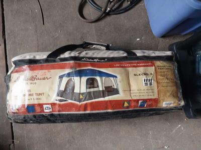 EDDIE BAUER TWO ROOM TENT