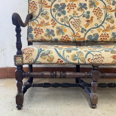 Sale Photo Thumbnail #61: Upholstery is pinned in nail head trim
Measures: 44" wide x 23" deep x 44" high x 16" seat height
very good condition
purchased from Les Pierre Antiques in NY 2004 for $5600