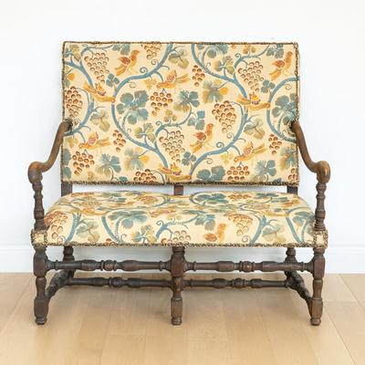 Sale Photo Thumbnail #50: Upholstery is pinned in nail head trim
Measures: 44" wide x 23" deep x 44" high x 16" seat height
very good condition
purchased from Les Pierre Antiques in NY 2004 for $5600