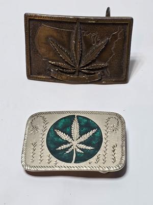 1776-1976 200 Years US Homegrown La Venta Bloomington Ind. Marijuana Hall of Fame Belt Buckle & Green and Silver Weed belt buckle