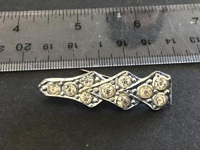 Silvertone Rhinestone Pin