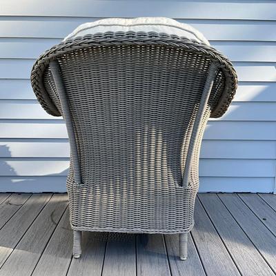 Sale Photo Thumbnail #272: Comes with cushions, all cushions have stains on one side.
36”W x 37.5”D x 36”H with 18” Seat height