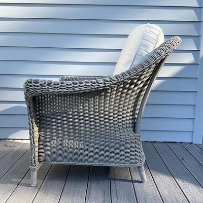 Sale Photo Thumbnail #273: Comes with cushions, all cushions have stains on one side.
36”W x 37.5”D x 36”H with 18” Seat height