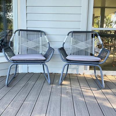 Sale Photo Thumbnail #293: Comes with seat cushions
28" wide x 18" seat height x 33" high x 19" seat depth x 26" deep
Table 18"Diameter x 18.25"H