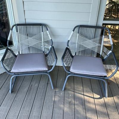 Sale Photo Thumbnail #299: Comes with seat cushions
28" wide x 18" seat height x 33" high x 19" seat depth x 26" deep
Table 18"Diameter x 18.25"H