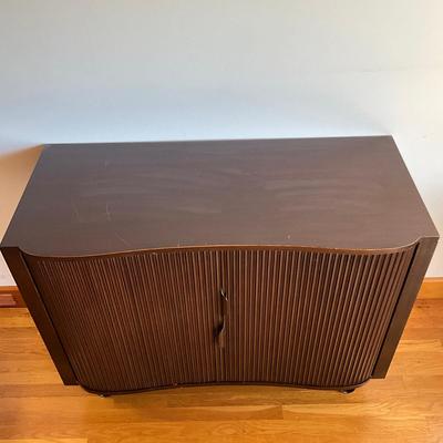 Sale Photo Thumbnail #317: Comes with spare feet
Has few scratches on top please refer to photos
Twelve drawers. Big scratch on left side
Left side track has small derailing
Measures: 48" wide x 21.5" deep x 36" high
