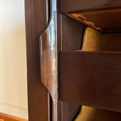 Sale Photo Thumbnail #315: Comes with spare feet
Has few scratches on top please refer to photos
Twelve drawers. Big scratch on left side
Left side track has small derailing
Measures: 48" wide x 21.5" deep x 36" high