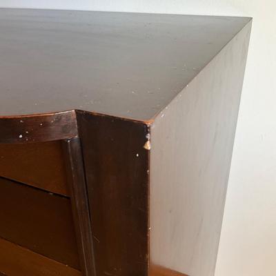 Sale Photo Thumbnail #309: Comes with spare feet
Has few scratches on top please refer to photos
Twelve drawers. Big scratch on left side
Left side track has small derailing
Measures: 48" wide x 21.5" deep x 36" high