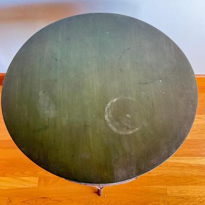 Sale Photo Thumbnail #326: Some rattan is loose, refer to photos
Table top has ring stains
Measures: 26" diameter x 30.5" high