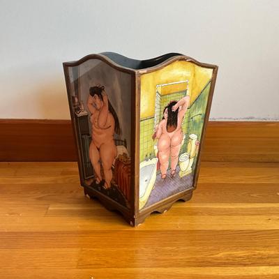 Sale Photo Thumbnail #384: Handmade in Peru for La Feria
has small chips around top and bottom, see photos
Measures: 14.25" high x 10" square