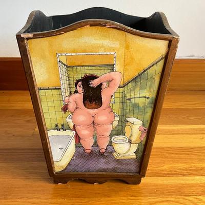 Sale Photo Thumbnail #386: Handmade in Peru for La Feria
has small chips around top and bottom, see photos
Measures: 14.25" high x 10" square