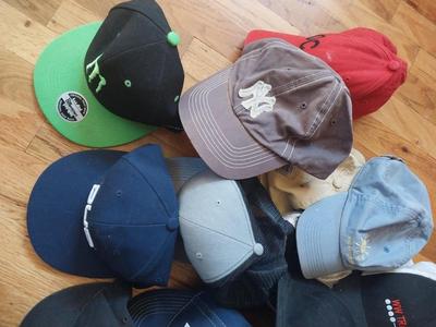 DOLLECTION OFMENS CAPS