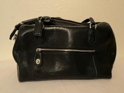 Sale Photo Thumbnail #30: great condition, however the main zipper is not working