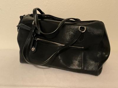 Sale Photo Thumbnail #31: great condition, however the main zipper is not working