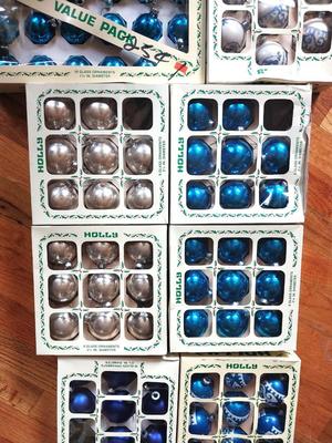 BLUE AND WHITE/SILVER CHRISTMAS ORNAMENTS