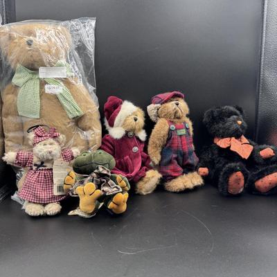 Boyd’s Bears Lot