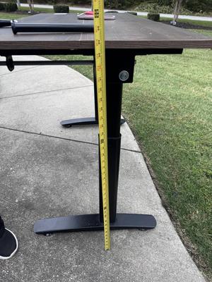 Adjustable height table