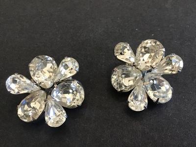 Gorgeous Eisenberg Crystal Clip on Earrings. Excellent