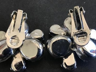 Gorgeous Eisenberg Crystal Clip on Earrings. Excellent