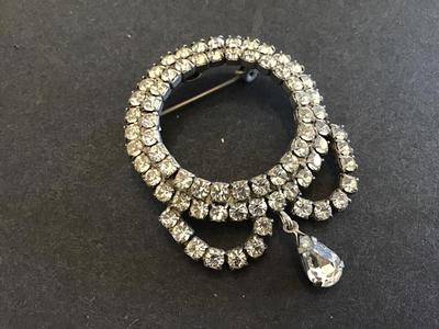 Vintage Rhinestone Brooch