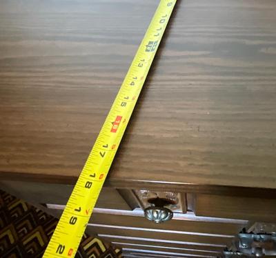 Sale Photo Thumbnail #347: 4 drawer