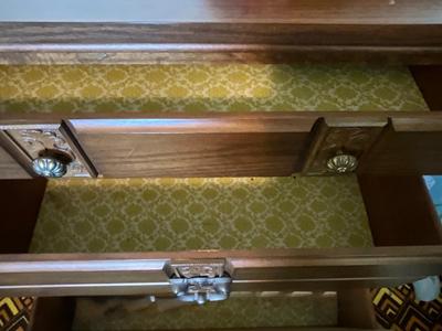 Sale Photo Thumbnail #348: 4 drawer
