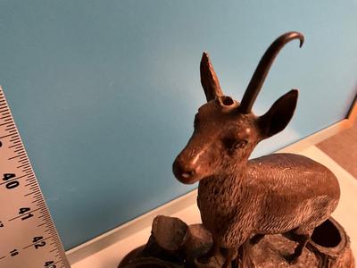 Sale Photo Thumbnail #660: one horn is missing