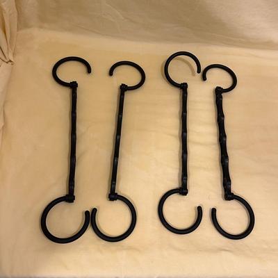 Sale Photo Thumbnail #474: Lot Wire Pants Hangers and Laundry Hangers