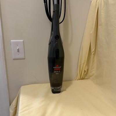 Sale Photo Thumbnail #516: Bissell 3-in-One Vac: Tested/Works/Flaw- See pics, the plastic on the edge where it sucks is broken off.