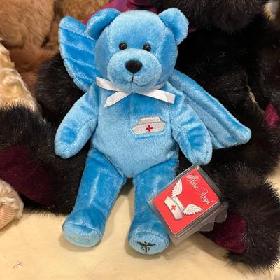 Sale Photo Thumbnail #547: Big Ole Lot of Cuddly Teddy Bears! From vintage to new (Hallmark) Bombay Wilson, Bombay Stanley, Lord & Taylor, Wildlife - all in great condition!