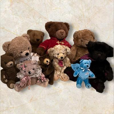 Sale Photo Thumbnail #545: Big Ole Lot of Cuddly Teddy Bears! From vintage to new (Hallmark) Bombay Wilson, Bombay Stanley, Lord & Taylor, Wildlife - all in great condition!