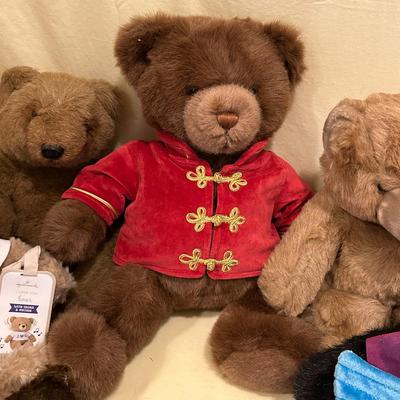 Sale Photo Thumbnail #550: Big Ole Lot of Cuddly Teddy Bears! From vintage to new (Hallmark) Bombay Wilson, Bombay Stanley, Lord & Taylor, Wildlife - all in great condition!