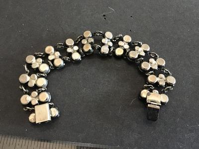 Rhinestone Latching Bracelet