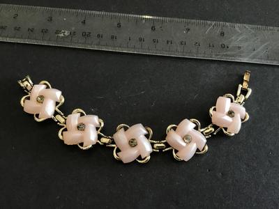Gold pink Rhinestone Vintage Bracelet