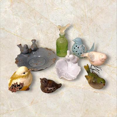 Sale Photo Thumbnail #790: 8 Birds, Birds, Birds! Ceramic, Glass Figurines/Decor