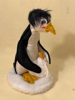 Sale Photo Thumbnail #870: Annalee Vintage Mobilitee Dolls #3: Penguin with Baby, Meredith, NH USA 1993- 7" tall - great condition