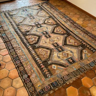 Sale Photo Thumbnail #622: Tribal diamond pattern, has some damage (refer to photos)
Measures: 8'2" wide x 11'10" long
