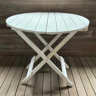 Sale Photo Thumbnail #690: Table is in good condition
Measures: 29" high x 30" diameter