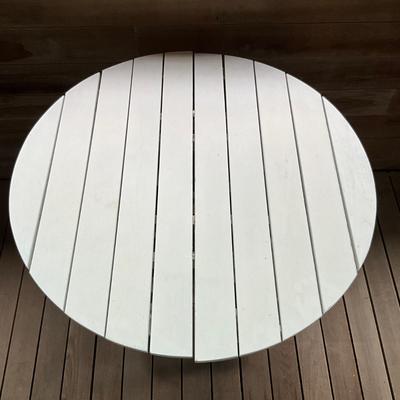 Sale Photo Thumbnail #689: Table is in good condition
Measures: 29" high x 30" diameter